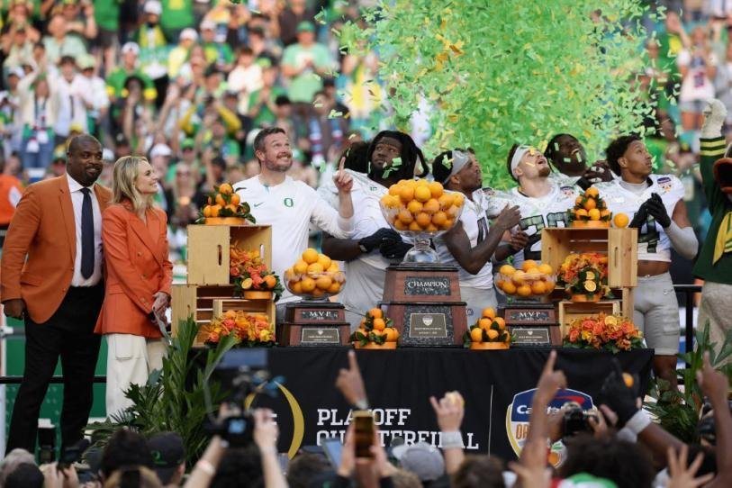 Oregon impone su ley defensiva en el Orange Bowl y avanza a las semifinales de la NCAA