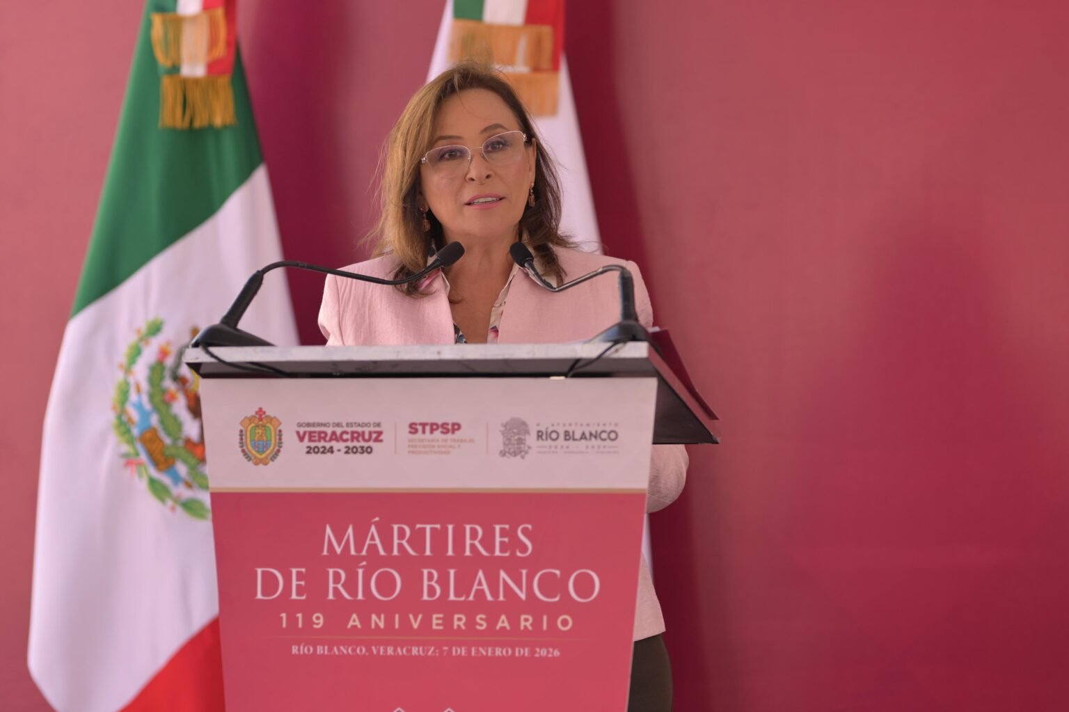 Gobernadora de Veracruz conmemora a Mártires de Río Blanco y llama a defender derechos laborales