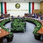Taddei corre del INE a 836 profesionales en 6 meses; exconsejeros alertan afectaciones rumbo a elecciones 2027