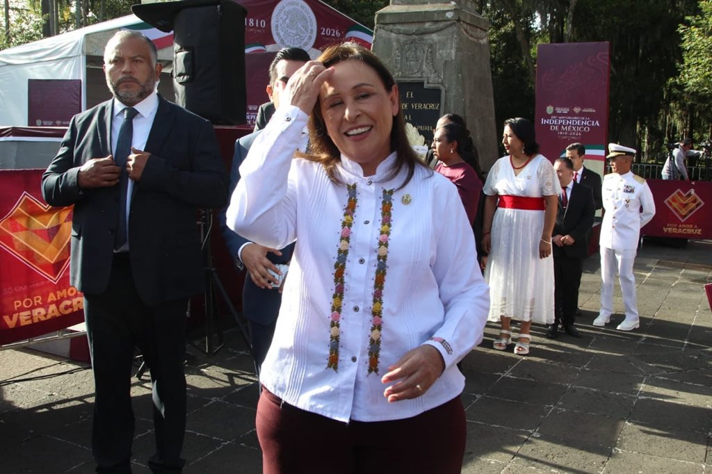 Rocío Nahle supervisará personalmente los 61 hospitales de Veracruz Rocío Nahle supervisará personalmente los 61 hospitales de Veracruz