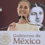 Plantea Sheinbaum reducir burocracia de sector salud; sistema necesita una revolución digital